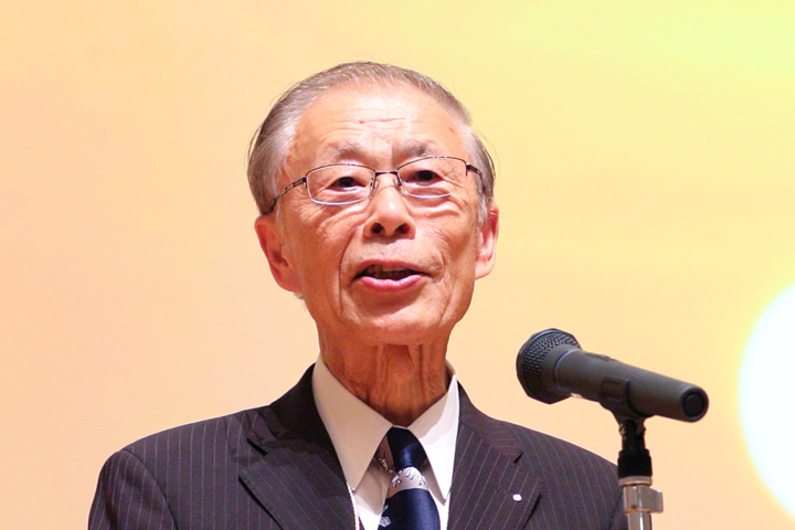 山本正治・第44回学術大会長の閉会あいさつ